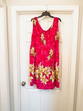 Authentic Hawaiian 🌺 Pink Floral Dress